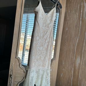 Strappy Plunge lace fishtale midi dress